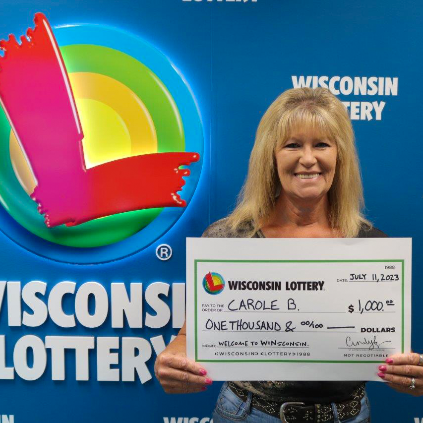 SUPERCASH! Winner - CAROL B
