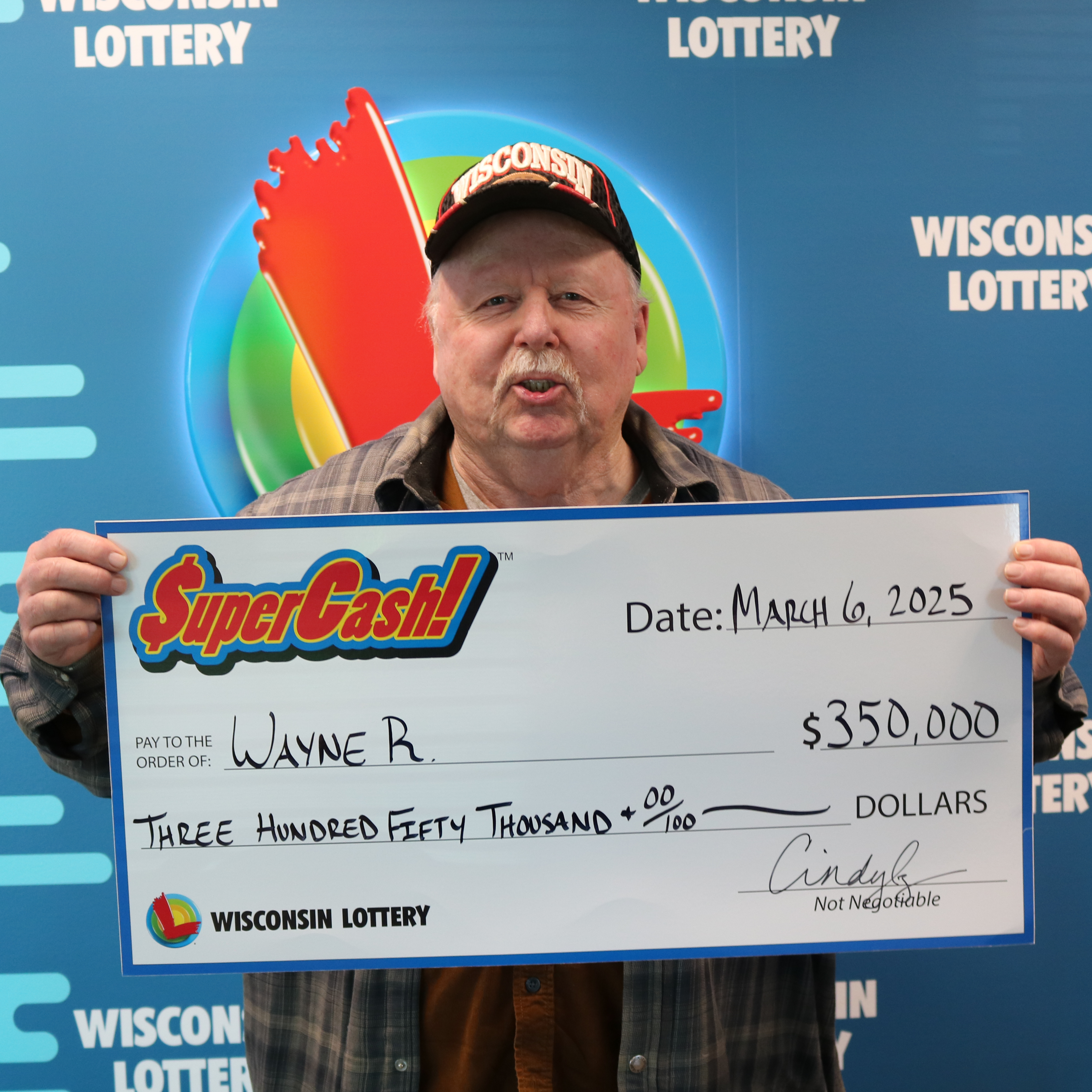 SUPERCASH! Winner - WAYNE R